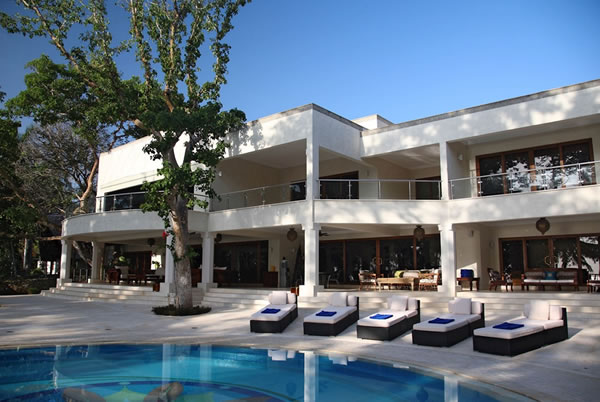 Almanara Luxury Resort Diani